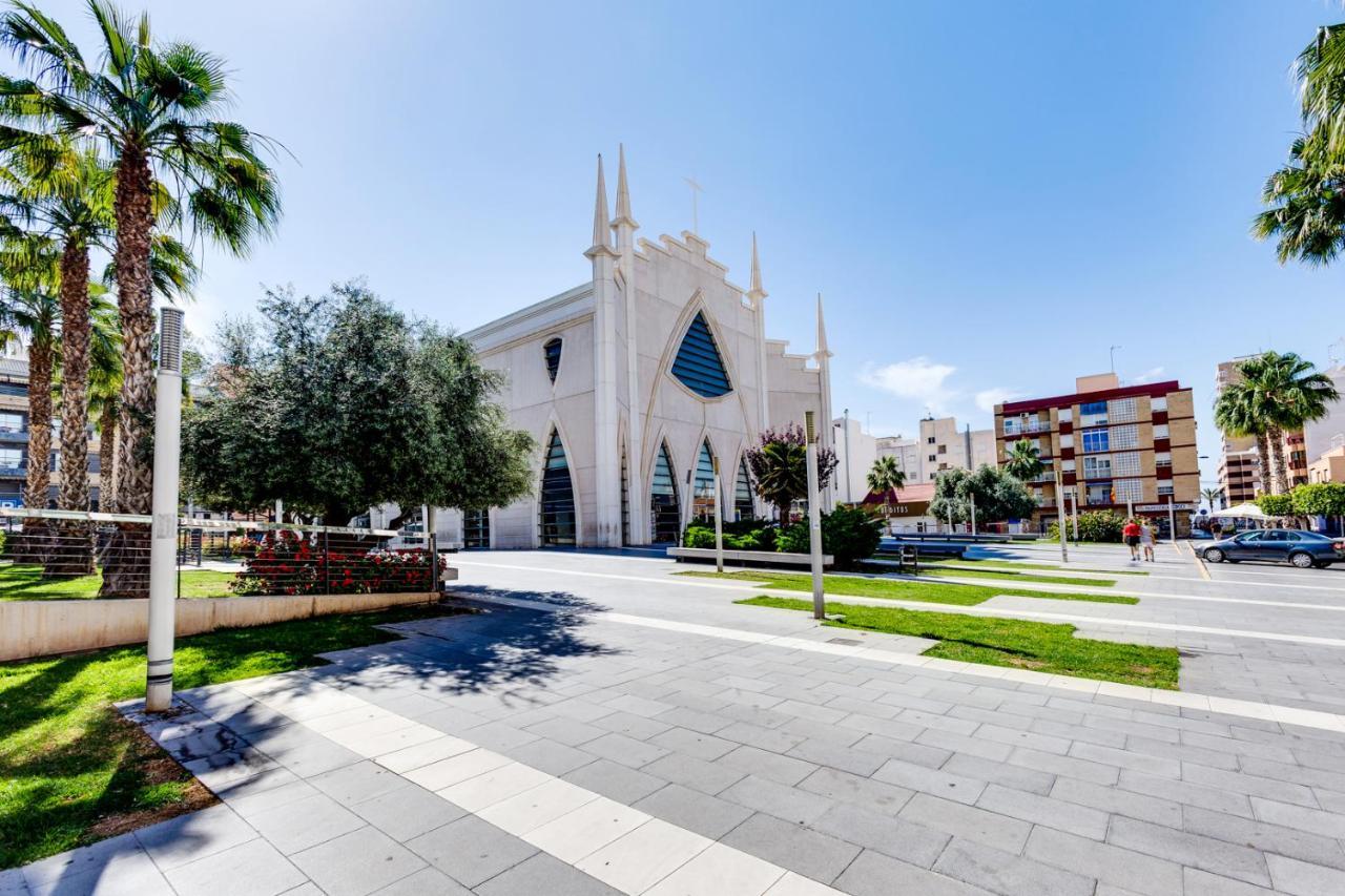 Apartamento Caballero De Rodas Torrevieja Exterior photo