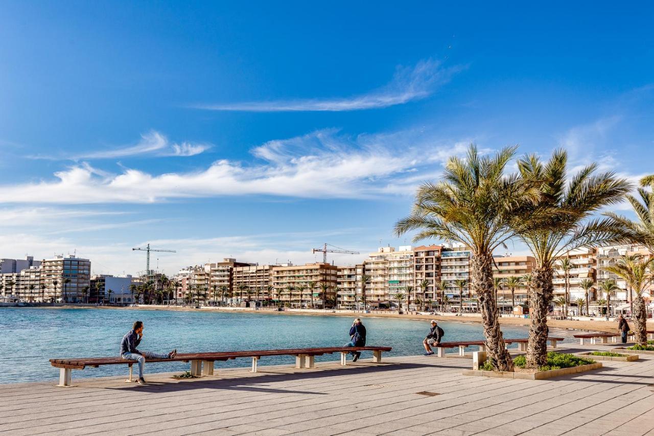 Apartamento Caballero De Rodas Torrevieja Exterior photo