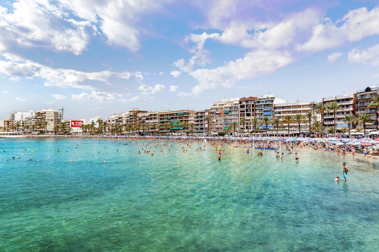 Apartamento Caballero De Rodas Torrevieja Exterior photo